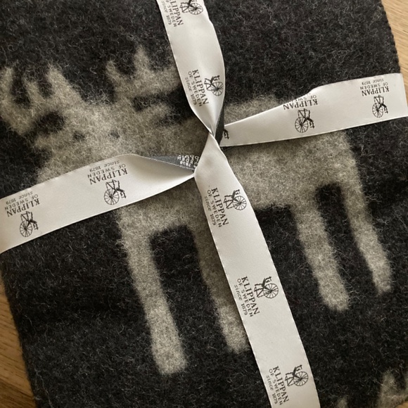 Klippan Moose Throw Blanket Wool 100%  51"x71" - Picture 2 of 5